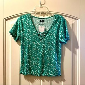 Women’s crop green floral top